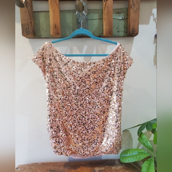 Sequin top - Picture 1 of 2